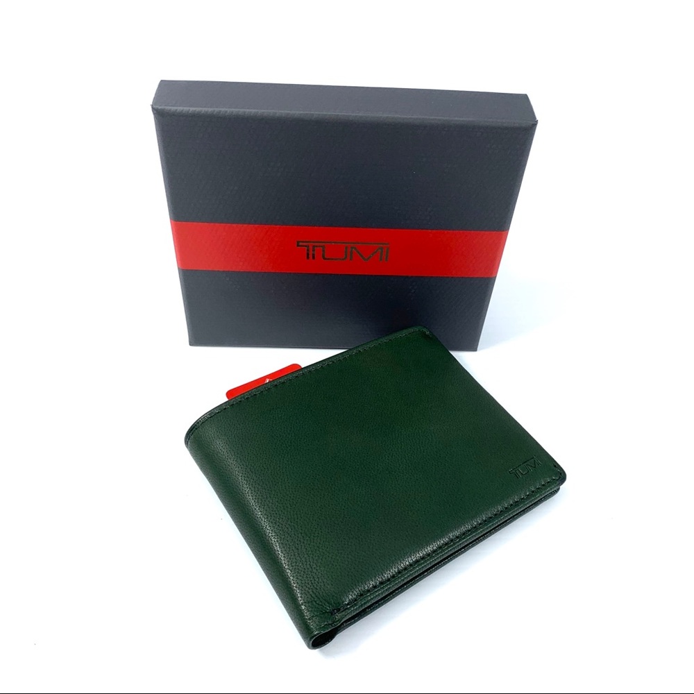 Tumi Green Leather Global Billfold